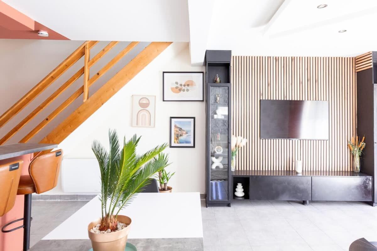 Loft Tout Confort Avec Parking Et A Moins 15 Min Caen Et Des Plages Demouville Exterior photo